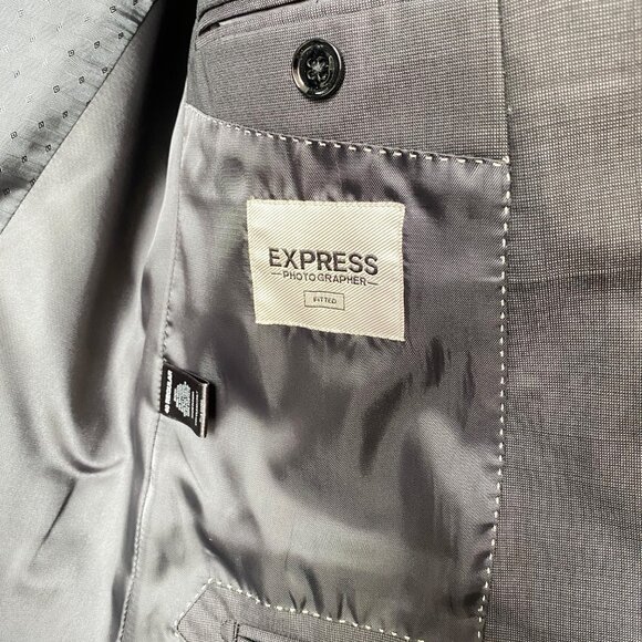 Express Men's 3-Piece Suit - Charcoal Gray - 40R/34×32 - Wool Blend - Vest Inclu - Picture 3 of 10